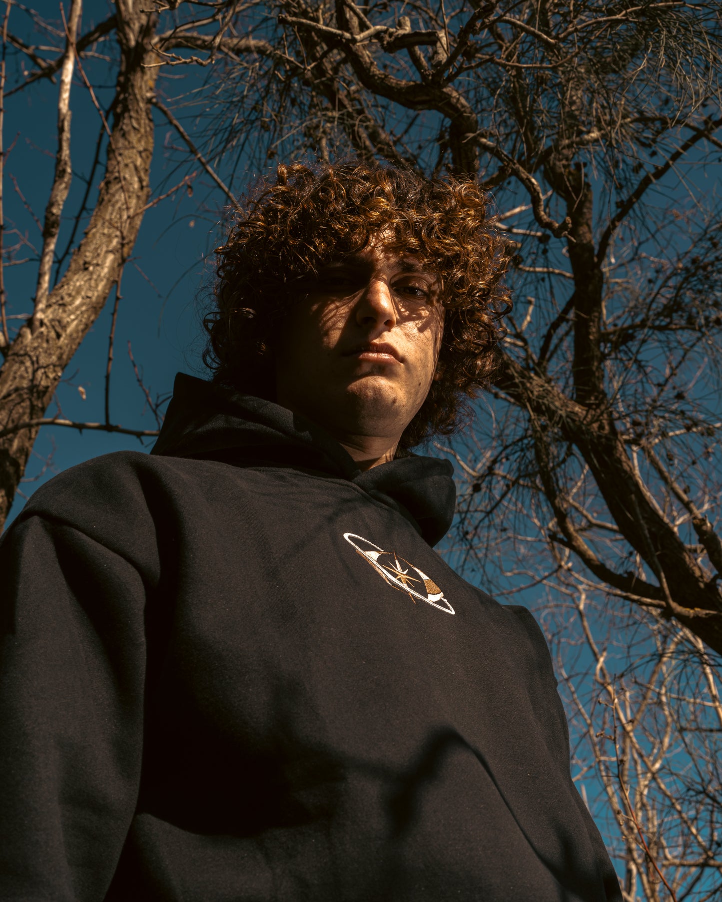 BLACK HOODIE SATURN