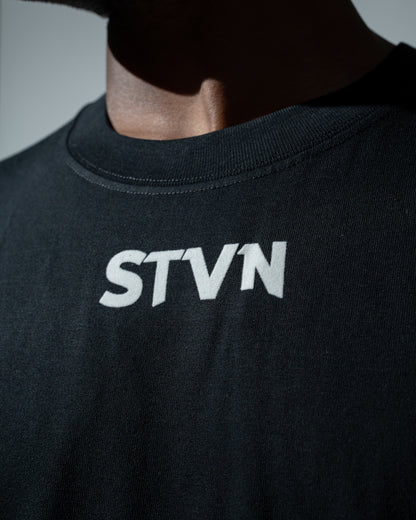 BLACK TEE "LOGO"
