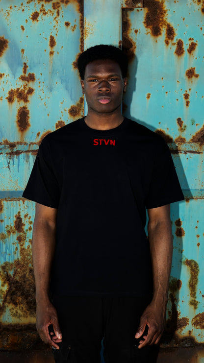 BLACK TEE RED "LOGO"