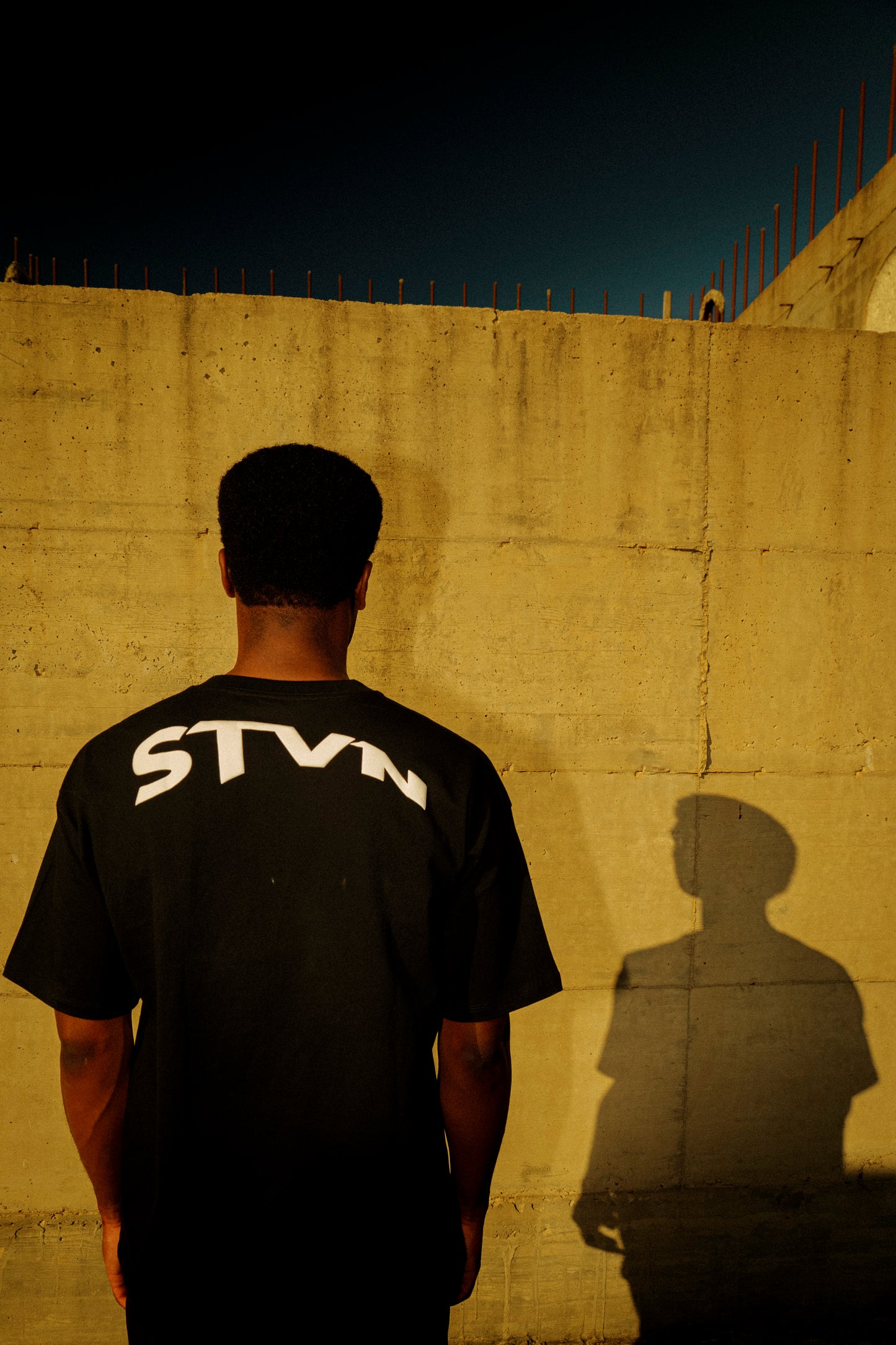 STVN STAR TAIL TEE